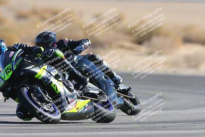 media/Jan-10-2025-CVMA Friday Practice (Fri) [[489e0da257]]/Group 4 and Trackday/Session 4 (Turn 16)/